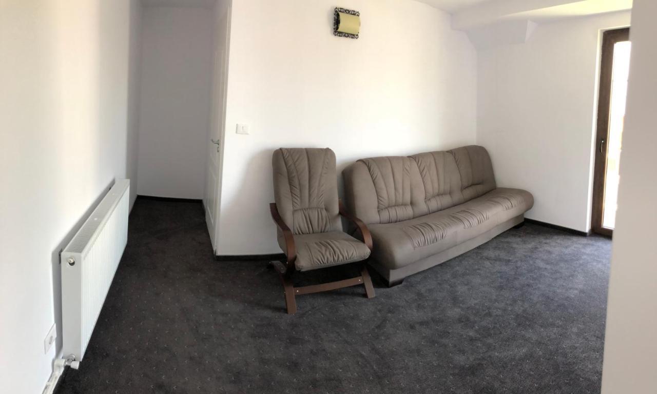 مبيت وإفطار Arbore Casa Galbena المظهر الخارجي الصورة